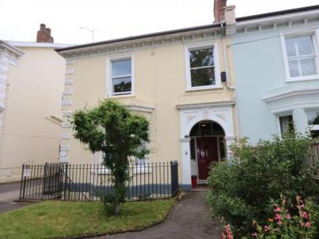 1 bedroom Studio flat To Let