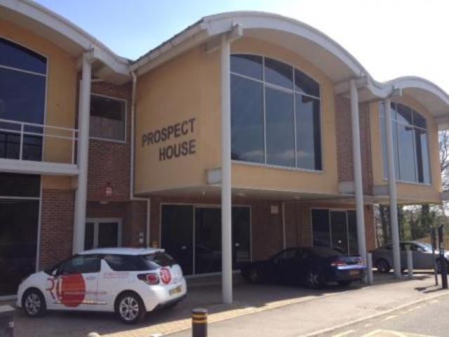 1 bedroom Studio flat To Let