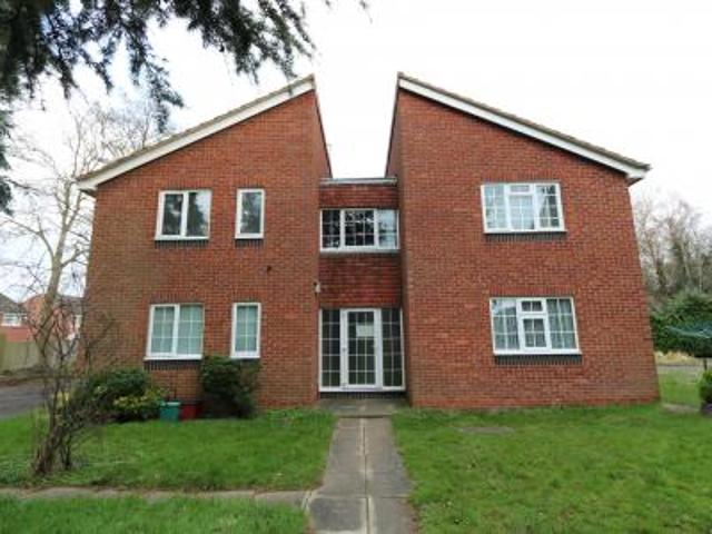 1 bedroom Studio flat To Let