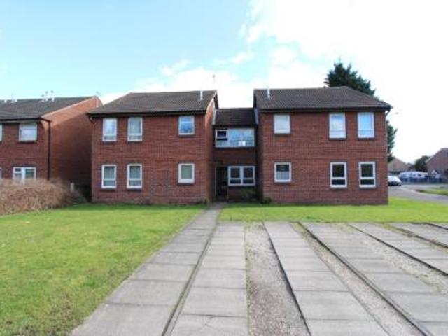 1 bedroom Studio flat To Let