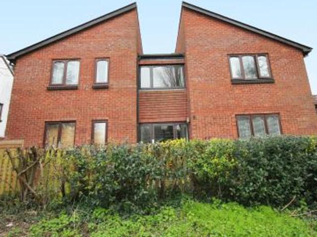 1 bedroom Studio flat To Let