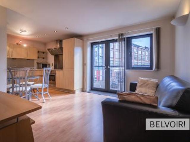 1 bedroom Studio flat To Let