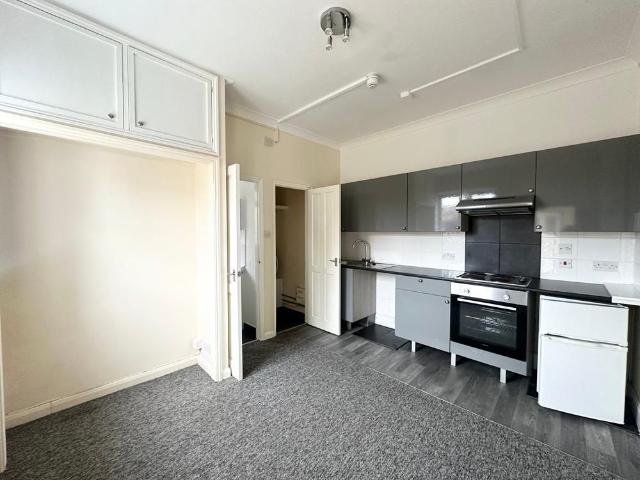 1 Bedroom Studio To Rent