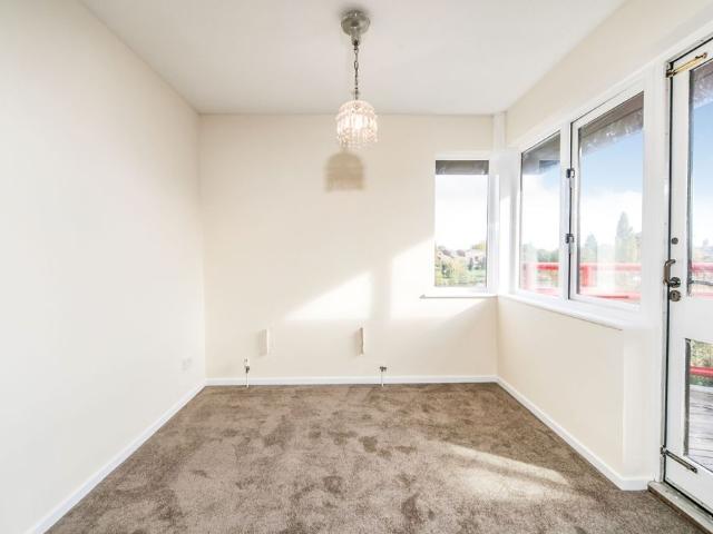 1 bedroom studio to rent