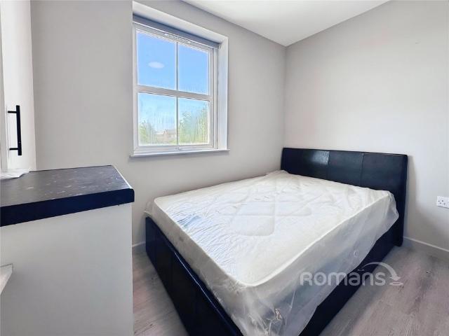 1 bedroom studio to rent