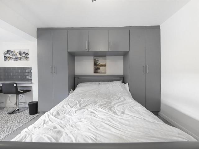 1 bedroom studio to rent