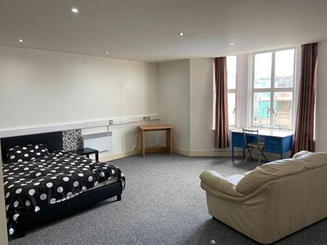 1 Bedroom Studio To Rent In Castle Street, Swansea, SA1