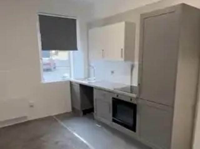 1 Bedroom Studio To Rent In Maxwellton Street, Paisley, PA1