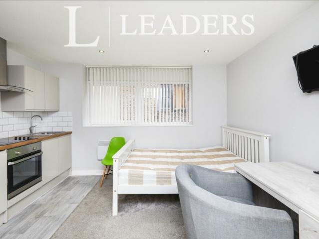 1 bedroom studio to rent Iron Gate Studios, 37 38 Iron Gate, Derby, DE1