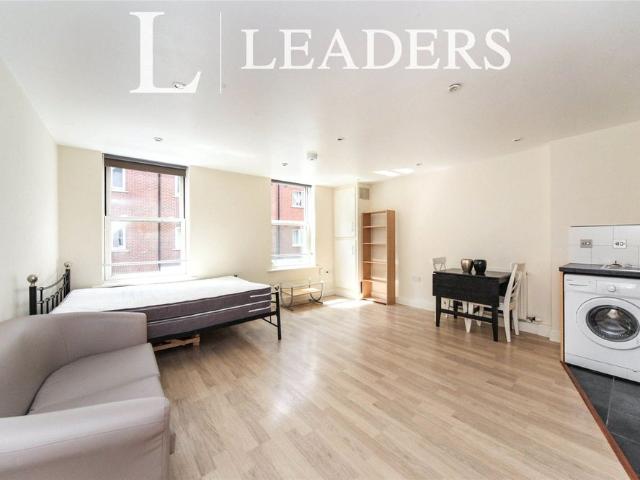 1 bedroom studio to rent John Street, Luton, Bedfordshire, LU1