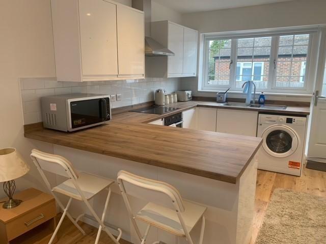 1 bedroom studio to rent The Drive, Emsworth, West Sussex, PO10