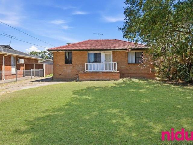 1 Bedroom Studio with Off Street Parking & Storage Private and Convenient Living