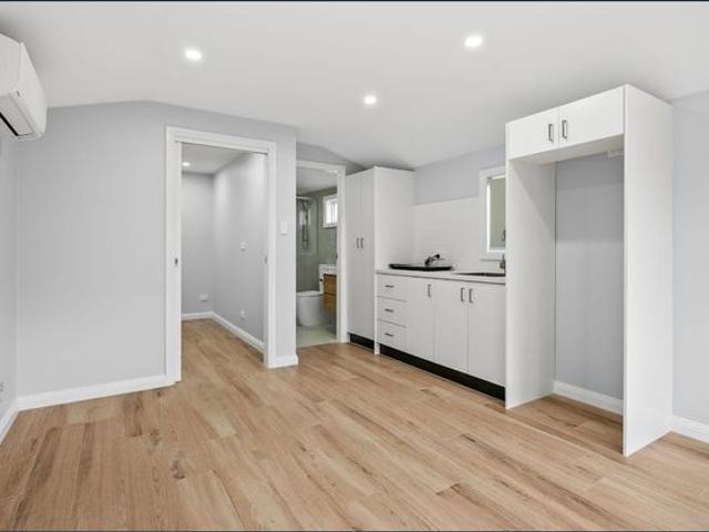 1 bedroom Studio