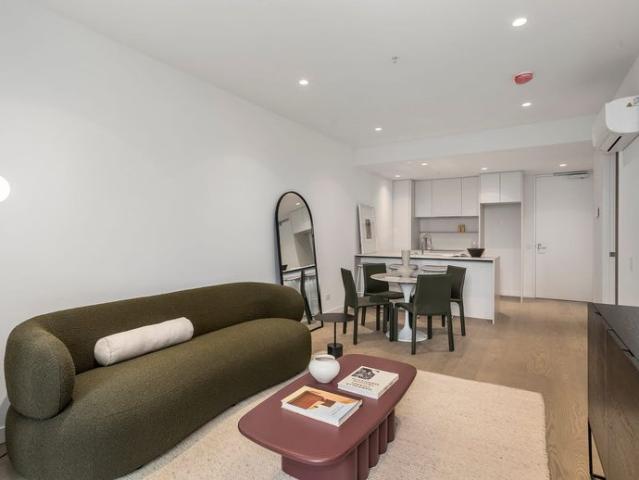 1 Bedroom + Study With Hotel Inspired Amenities