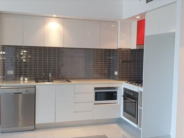 1 Bedroom + Study Tower 2 16th Floor Mantra Residences @ Southport Central