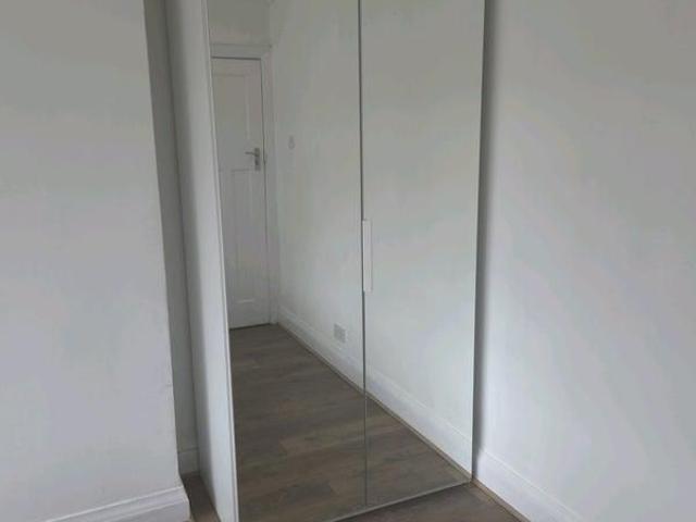 1 bedroom stone house to rent
