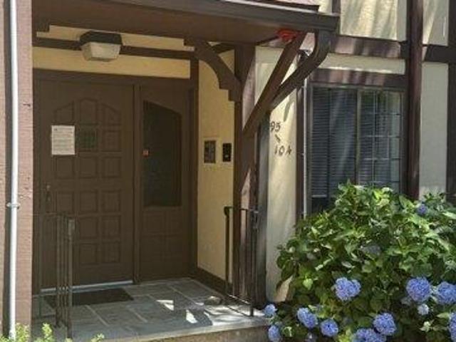1 bedroom, Stratford CT 06614 104652178