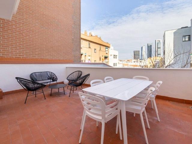 1 Bedroom Superior Apartment with Terrace near Plaza Castilla, Madrid Amsterdam Apartments for Rent