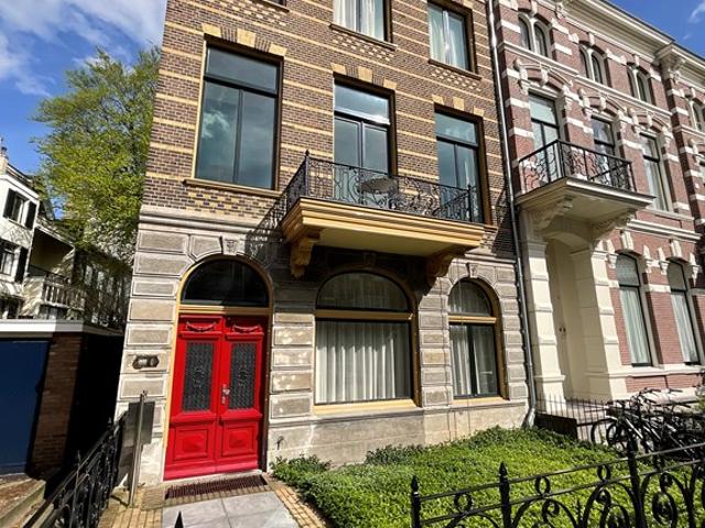 1 bedroom Surface Area: 58m2 Furnished