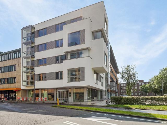 1 bedroom Surface Area: 65m2 Furnished