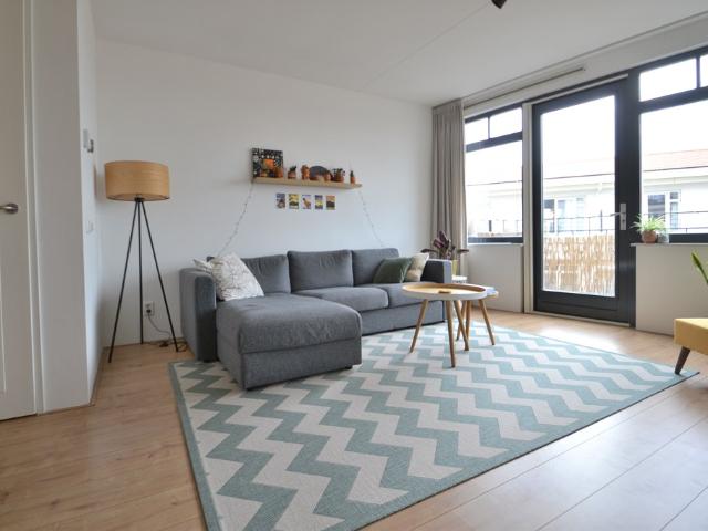 1 bedroom Surface Area: 80m2 Furnished