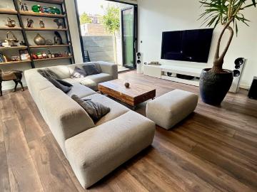 1 bedroom Surface Area: 95m2 Furnished