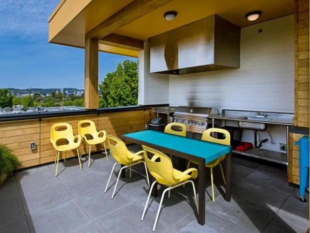 1 bedroom, Portland OR 97202 105732006