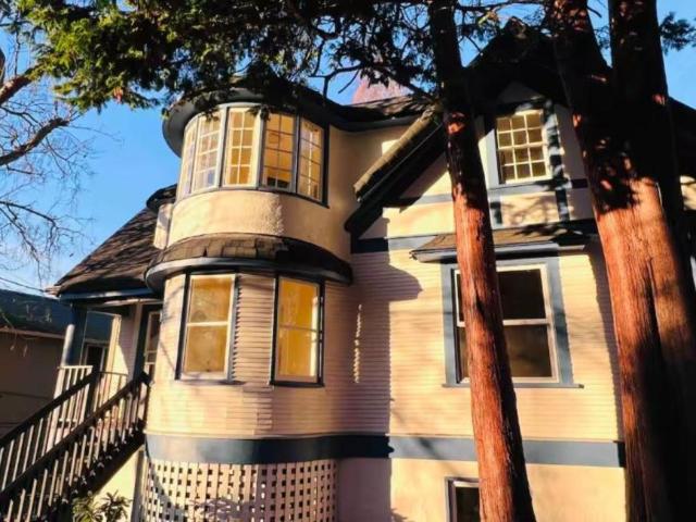 1 bedroom, Portland OR 97202 105779054