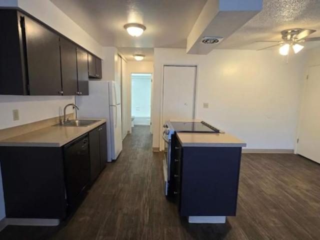 1 bedroom, Portland OR 97206 98559799