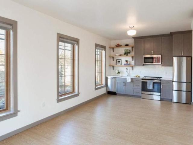 1 bedroom, Portland OR 97211 105733759