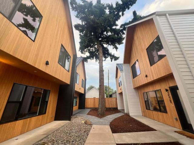 1 bedroom, Portland OR 97213 LS105735382