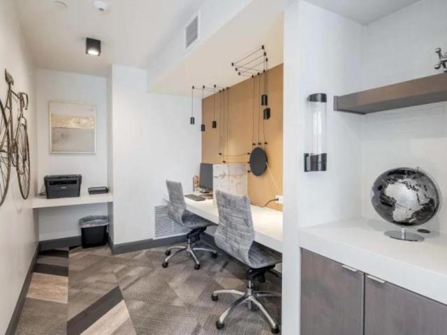 1 bedroom, Portland OR 97217 104839009