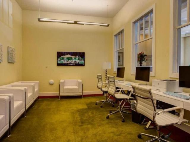 1 bedroom, Portland OR 97225 LS105344139