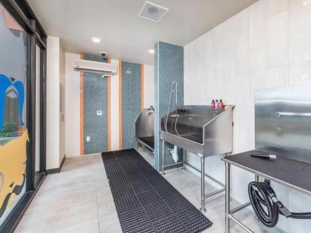 1 bedroom, Portland OR 97232 105734636