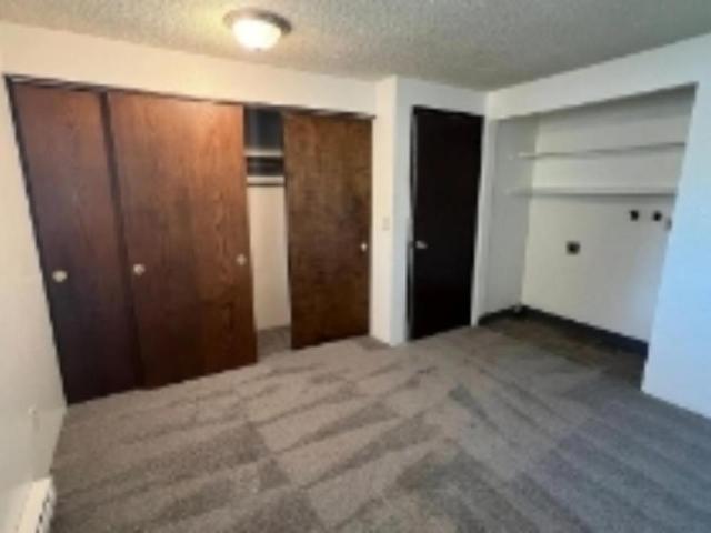 1 bedroom, Portland OR 97233 LS102695865