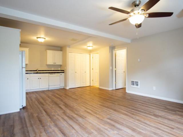 1 bedroom, Portland OR 97239 105969608