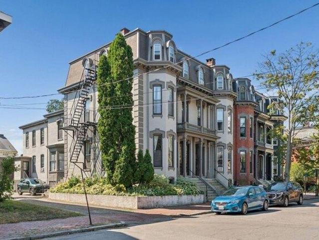 1 bedroom, Portland ME 04102 105591328