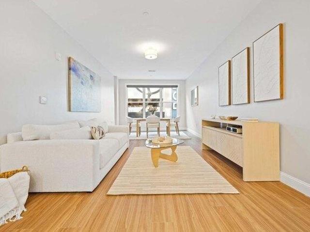 1 bedroom, Portsmouth NH 03801 105559331