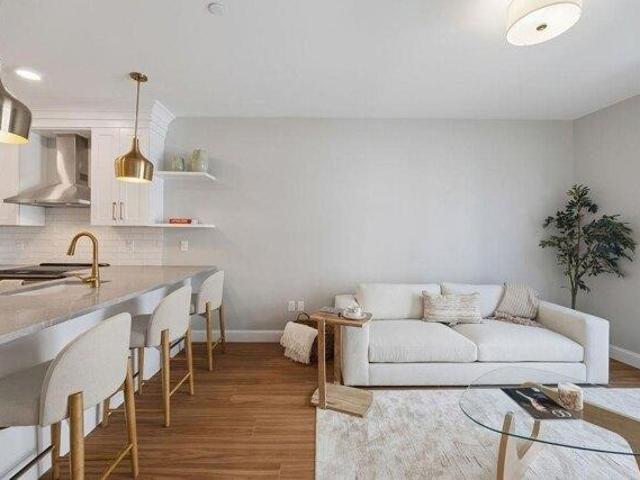 1 bedroom, Portsmouth NH 03801 105578754