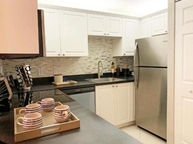 1 bedroom, Palm Beach Gardens FL 33410 105096755
