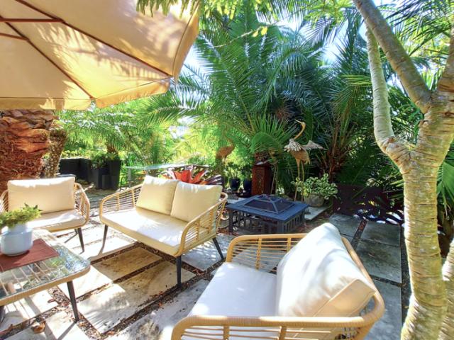 1 Bedroom Apartment Palm Beach Palm Beach 98846519