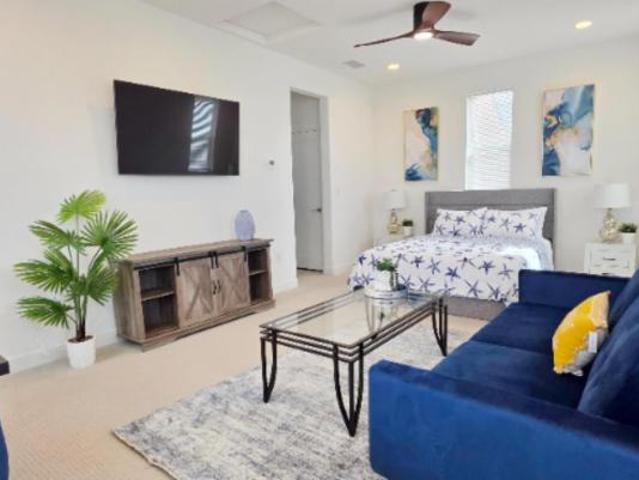 1 bedroom, Palm Desert CA 92211 LS105303337
