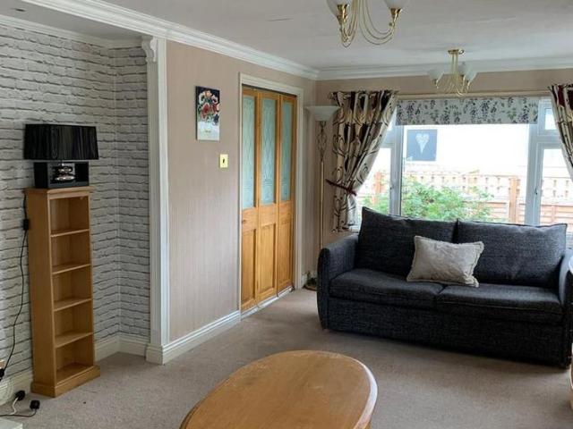 1 bedroom park home to rent