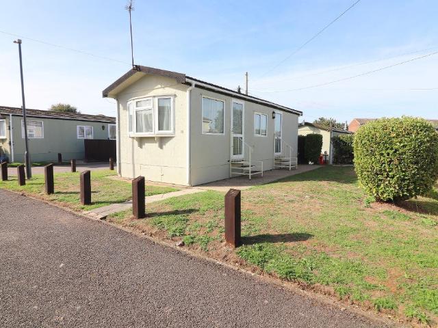 1 Bedroom Park Home To Rent | Westbourne Park, Nursery Road, Luton, Bedfordshire, LU3 2RQ | £845 pcm