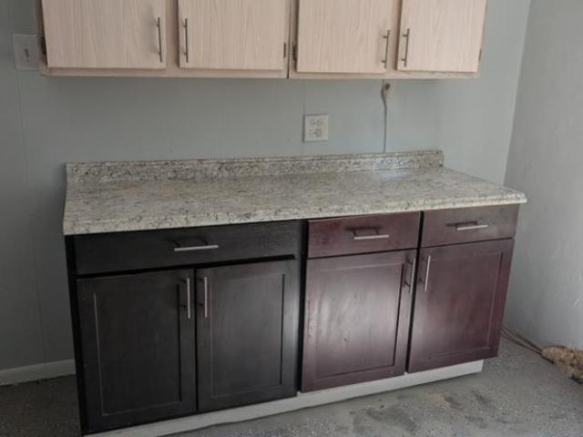 1 bedroom, Pensacola FL 32503 106220524