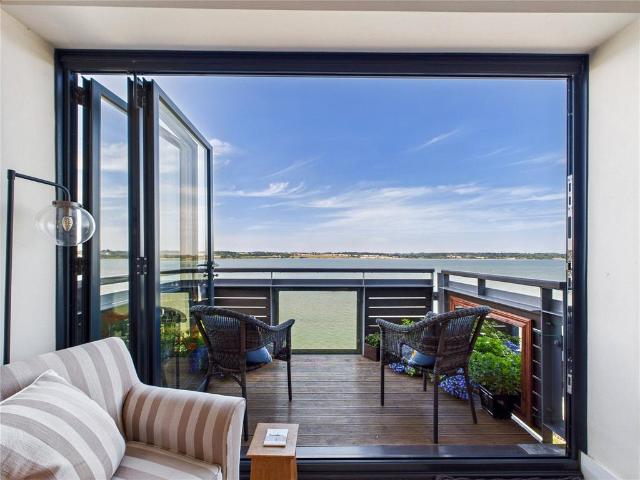 1 bedroom penthouse for sale