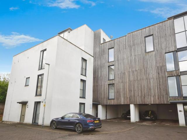 1 bedroom penthouse for sale