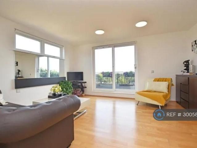 1 bedroom penthouse to rent