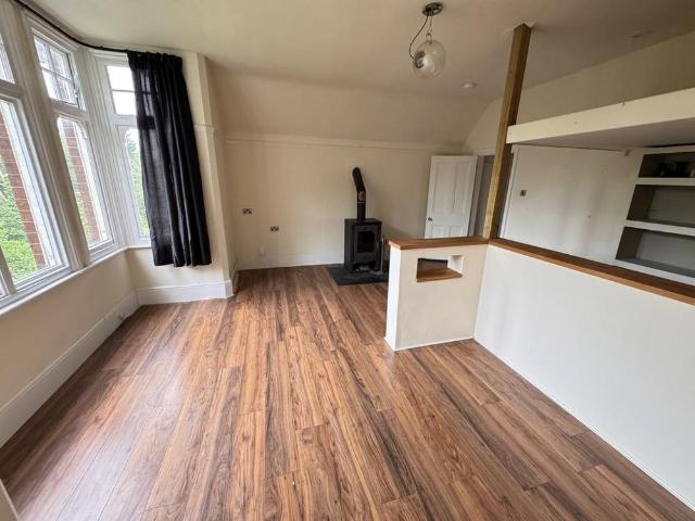 1 bedroom penthouse to rent
