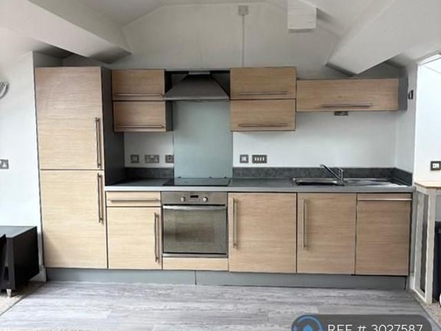 1 bedroom penthouse to rent